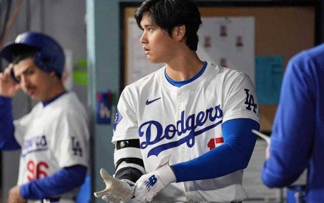 打席時に発見…大谷翔平が行っていた“試行錯誤”　些細な変化に注目「気分転換したのかも」