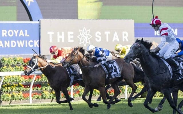 【豪ドンカスターマイル】日本から参戦したオオバンブルマイは13着敗退…勝利したのはセレスティアルレジェンド