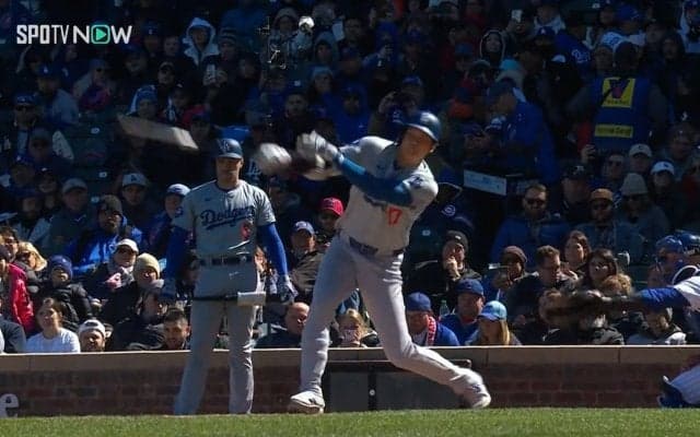 完璧なスイングで打たれる方がまだマシ…大谷翔平、相手に絶望を与える“片手打ち弾”の威力 体勢不十分で柵越えされる脅威