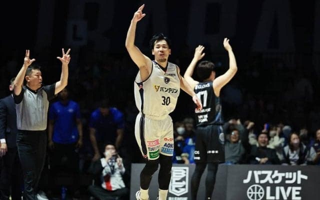 横浜ビー・コルセアーズが劇的勝利…須藤昂矢のブザービーター3Pで白星つかむ