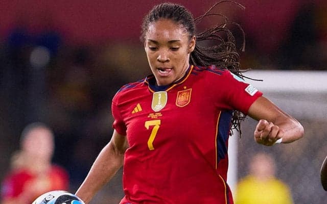 好調維持するスペインFWパラジュエロ、代表2度目のハットで今季35試合32得点「こんなに取れるとは」