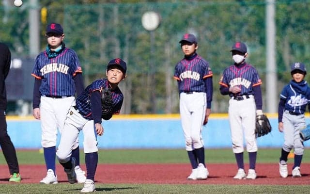 子どもに必須は「再現より100回の違う動き」　元プロ推奨、“多様性”付く送球ドリル