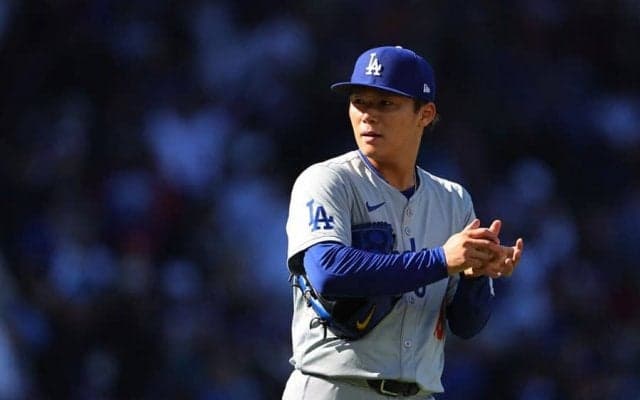 初勝利の山本由伸を指揮官称賛　絶体絶命の満塁機で3者連続K「本当にいい投球だ」