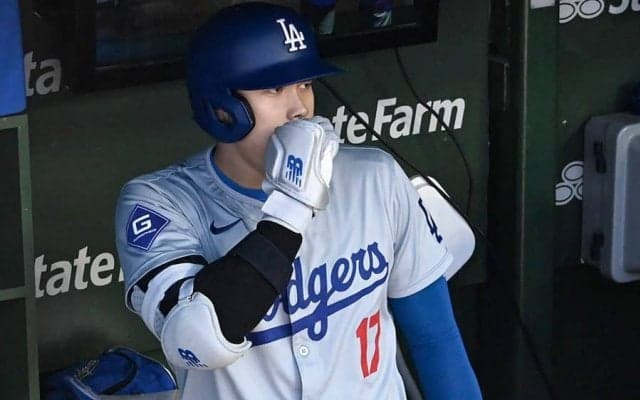 空振りだけで大歓声…大谷翔平の“珍カウンター”出現　米記者逃さず、異次元の注目