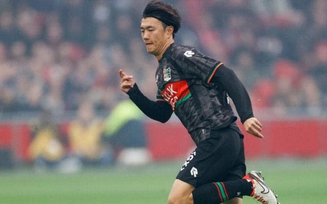 「信頼されてる」「楽しそう！」小川航基、地元のライバル相手の勝利をスタジアム外でサポーターと喜ぶ自撮りが話題