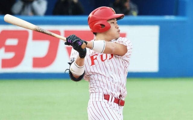 プロ野球は「右投左打の外野手」飽和状態 それでも富士大・麦谷祐介は身体能力と勝負強さで猛アピール