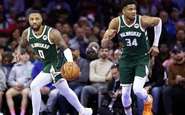 ヤニスとリラードを擁するバックスが8シーズン連続のプレーオフ進出決定