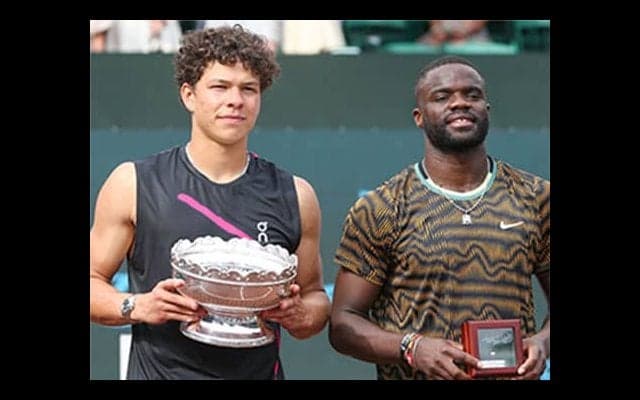  「有色人種にインスピレーション」 