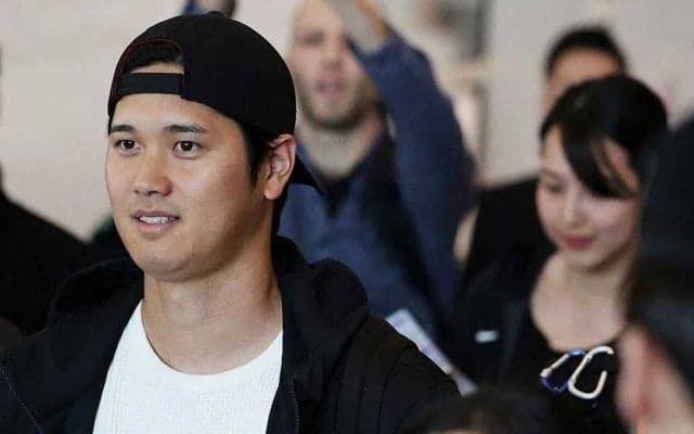 真美子さんに話しかけ…“ニコニコ”の大谷翔平　ド軍が2週間後に明かした韓国の舞台裏