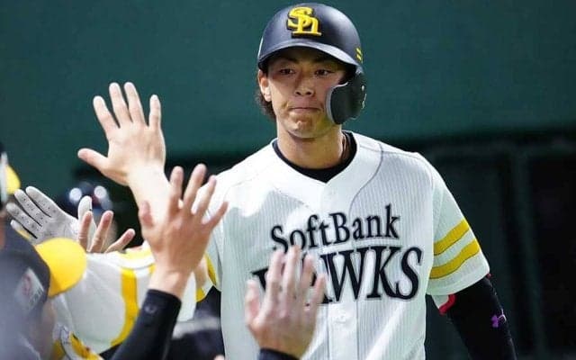 32歳で打撃開眼か…“12球団ただ一人”の「1.0」　岡本＆柳田を上回る異次元の2冠