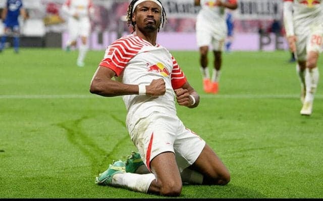 プレミア勢からの関心受けるシマカン、約115億円の契約解除条項が存在か