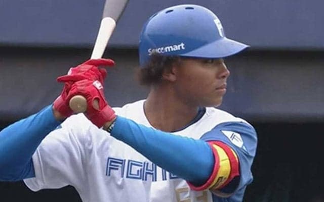 “2軍HR王”の昇格に「泣いちゃうかも」　現役ドラフトで移籍…古巣対決に脚光「きたあ！」