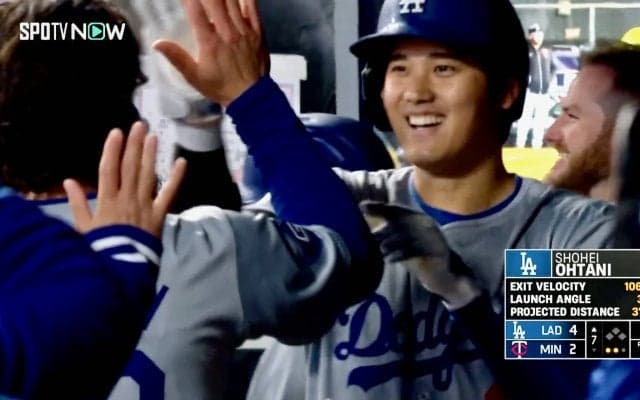 俺のアドバイスがショーヘイの役に立った！大谷翔平の今季3号弾にシャイな同僚も“にっこり” 「こういうシーンはエンゼルスには本当になかった」直前の情報交換に識者も注目