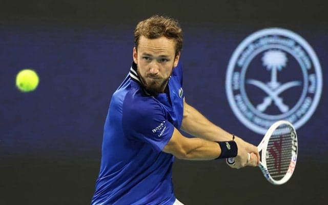 メドベデフ、苦手意識の払拭へ元世界6位シモンの知恵をプラスに「大会を楽しみにしている」