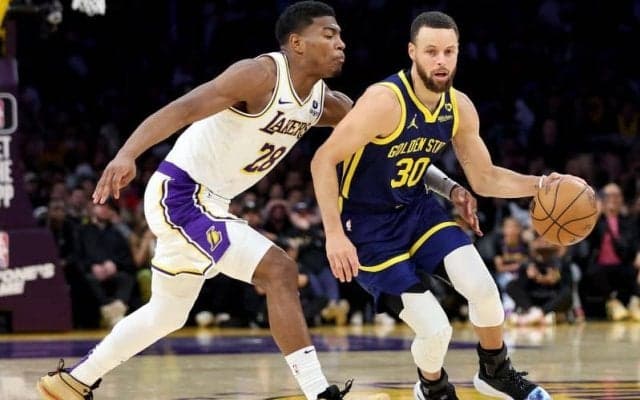 レイカーズ、好調ウォリアーズに敗れ手痛い2連敗…八村はダブルダブルで攻守に奮起