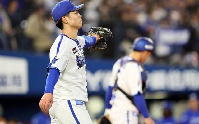 5失点KOにベンチで呆然「小園くん涙目」　2021年ドラ1、逸材21歳の“ホロ苦デビュー戦”