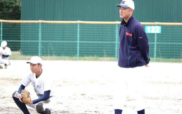 “昭和の野球”で崩す大阪2強の牙城　元ドラ1監督の信条…大所帯でも「全員が戦力」