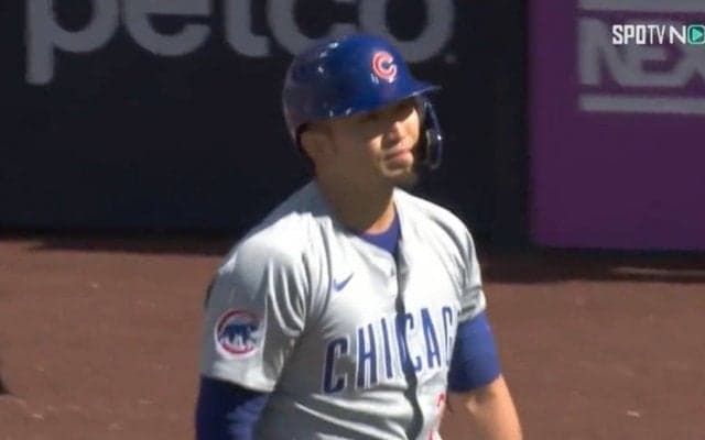 こんなん無理だよ！ 鈴木誠也、キレッキレのスライダーに手が出ず諦め顔 “打てません”と首フリフリ