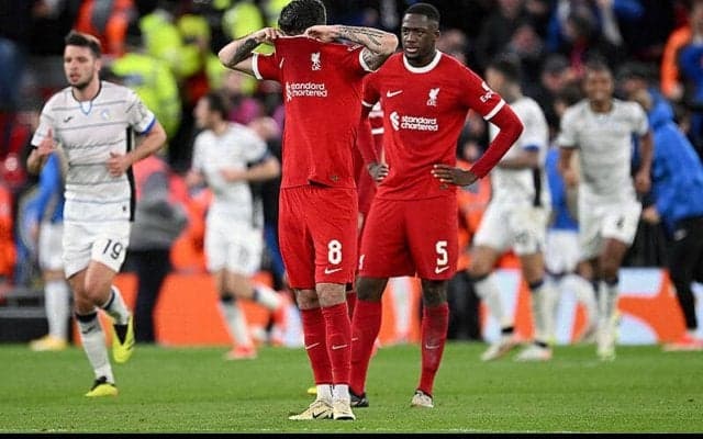 リバプールがアタランタに完敗でアンフィールドで1年2か月ぶりの敗戦…遠藤航は先発も後半半ば過ぎに交代【EL】