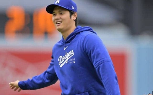大谷翔平と握手で円満解決！ドジャース移籍1号キャッチの女性が歓喜の投稿「二度と手を洗わない」