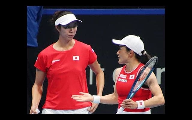  青山/柴原ペアは敗北、日本3勝1敗で予選突破 