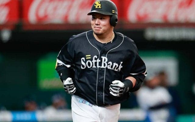 前日にハグを交わした山川に満塁弾　失意の元新人王「完全にゲームを壊した」