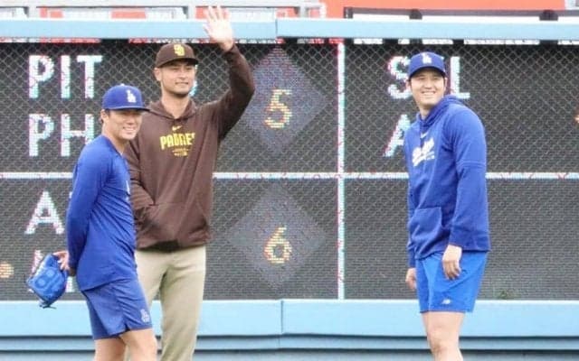 大谷翔平がダルビッシュと談笑　15分間“和やかムード”…山本由伸ら豪華3人集結