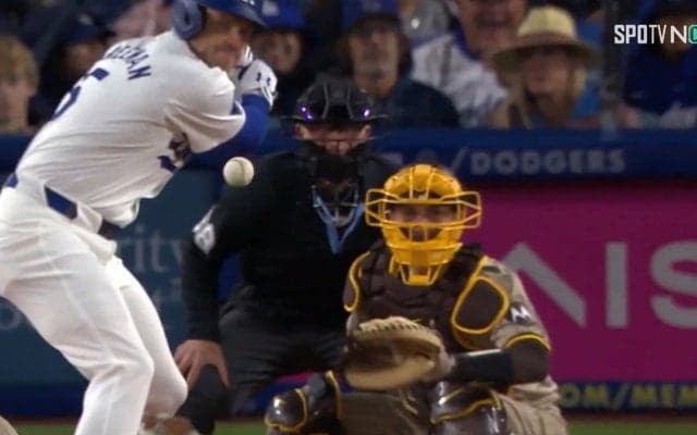 スロー映像でも縫い目くっきり！メジャーで使い手が1人しかいない「ナックル」、リリースから捕手まで1回転しかしない証拠映像