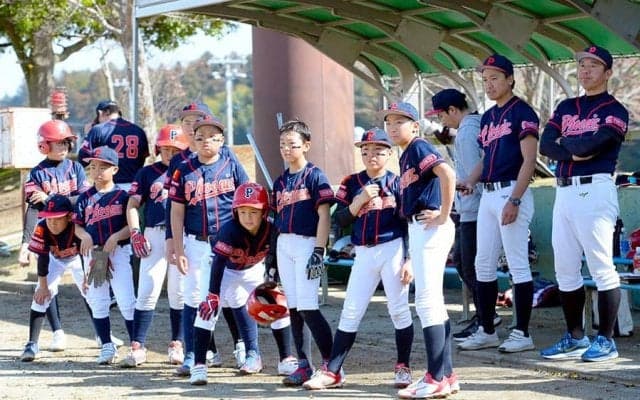 肩壊して終えた野球人生…息子は「長く我慢してた」　裏方に徹する“元父親監督”の自省