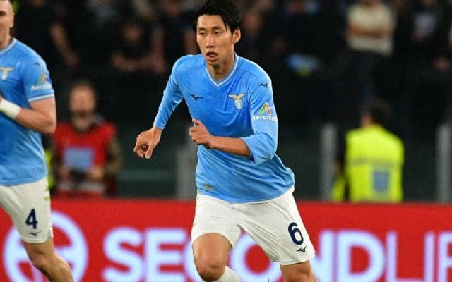 鎌田大地はやはり退団の意志が固い？ 3試合連続先発で序列に変化も延長OPは行使せずか…新天地にはドイツ2クラブも浮上