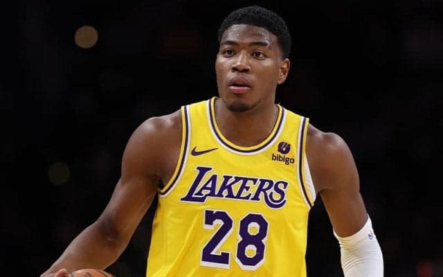 レイカーズがレギュラーシーズン最終戦を快勝…八村4戦連続2ケタ得点、ウェスト8位でプレーインTへ