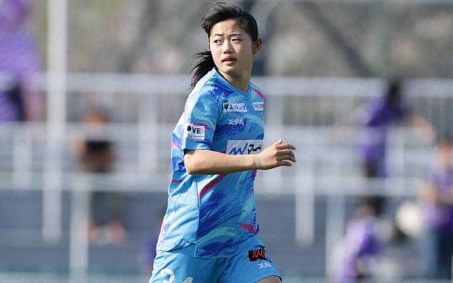 「観客を沸かせるプレーがしたいと」16歳の高校2年生、マイ仙台MF菊地花奈がWEリーグデビュー戦で堂々のプレー！　5月にはU17W杯懸けてアジアカップへ