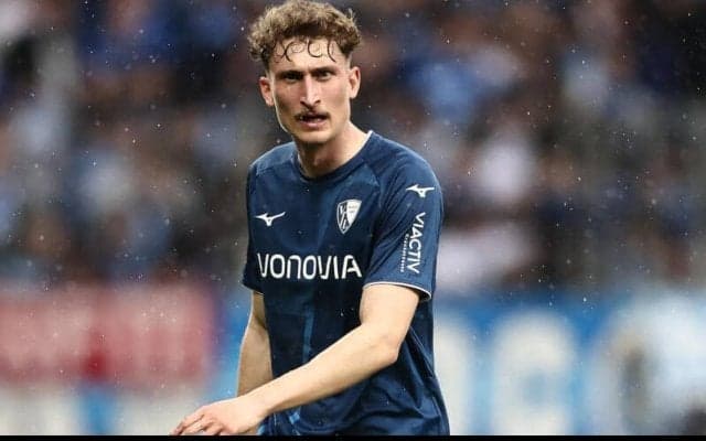 フライブルク、ボーフムからMFオスターヘッジを来季加入で獲得！