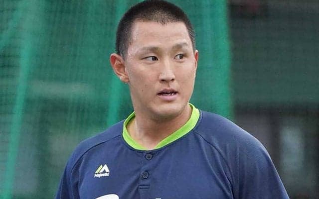 新規参入球団で躍動…燕戦力外の27歳が「大爆発してる」　打率.353に「また1軍で見たい」