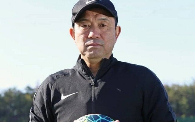 アマチュア相手に｢ちぐはぐな動き｣で完敗【【風間八宏監督と『キャプテン翼』南葛SCの挑戦】(1)