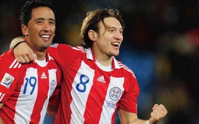 39歳元パラグアイ代表MFが楽しむ“地域リーグ”…古巣NECナイメヘンを応援するオランダ5部クラブでサッカー人生謳歌