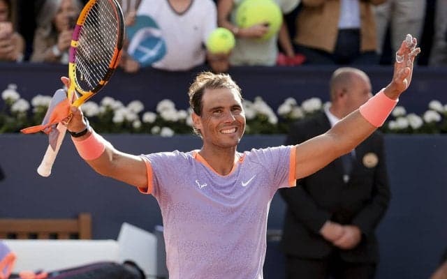 ナダルが1年11ヵ月ぶりにクレーコートでプレー。快勝で初戦突破「観客が素晴らしかった」[バルセロナ・オープン]