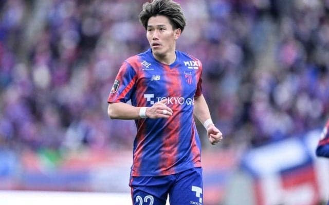 「買いだな」J1・FC東京のラガーシャツに称賛集まる！「半端丈なのかな？」「ポロシャツ可愛すぎる」などの声