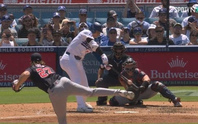 大谷翔平、ポーズにもキレが出てきた？マルチ安打後に見せたドヤ顔付きに現地中継も注目