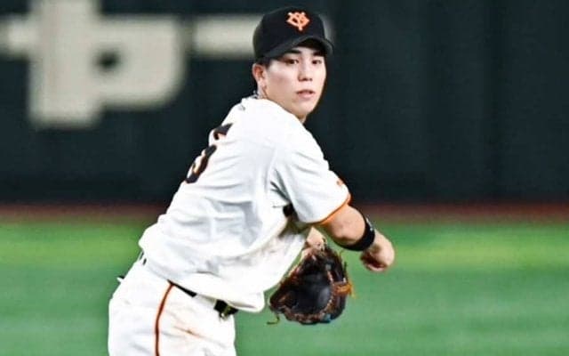“12球団最強”の巨人23歳「神すぎ」　GG賞本命＆打率.344…成長する逸材が「やっぱり本物」