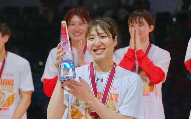 「彼女は私たちのMVP」富士通に16年ぶり2度目の歓喜　宮澤夕貴がもたらした意識改革とプレーオフで示した存在価値【Wリーグ】