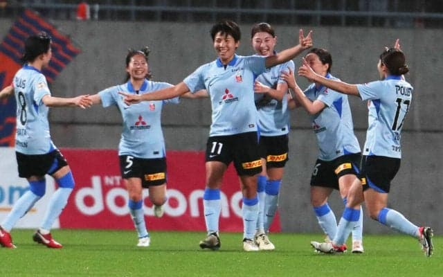 浦和のなでしこFW清家貴子が「9」試合連続ゴールでJ1記録のサリナス超え、Jリーグ記録にも並ぶ！ 大宮Vとの“さいたまダービー”で快勝、2位I神戸はS広島Rに敗れる【WEリーグ】