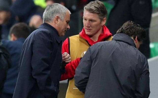 モウリーニョ監督から誕生日に締め出し…シュバインシュタイガーがユナイテッド時代の冷遇を告白「U-16チームとトレーニングをした」