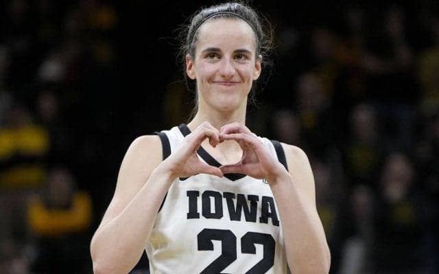 全米の話題を独占するケイトリン・クラークがWNBA入り 「女性版ステフィン・カリー」が女子スポーツの歴史を変える