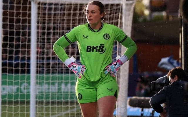 浜野まいか初ゴールの一戦で、GKがPA外横っ飛びセーブし開始4分で一発退場…「正しい行動だったかどうか」「どうしてそこまで…」