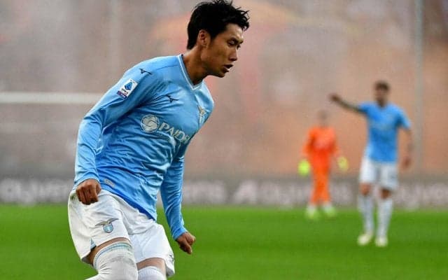 「ラツィ王は別格」「良さが全部出てる」7カ月ぶりアシストの鎌田大地に称賛の声！鮮やかな崩しで勝利貢献、渾身のガッツポーズも「鬱憤溜まってたんだな」