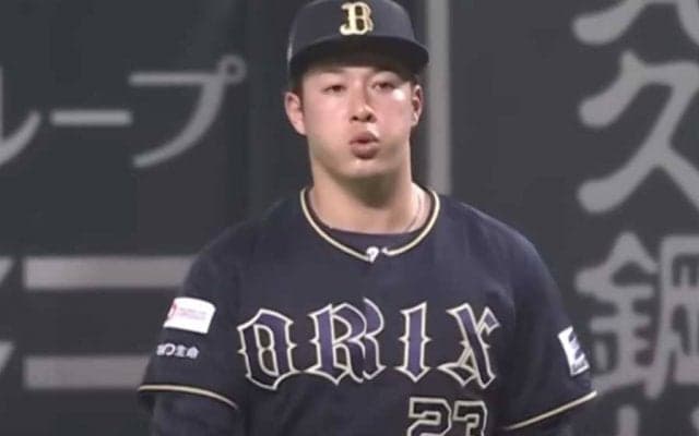 伸びあがる直球インズバに「惚れる」　新天地で快投の吉田輝星が「輝いて見えた」