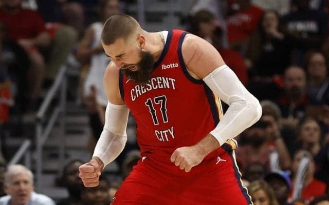 プレーインの通算得点でトップに立つペリカンズのヨナス・バランチュナス