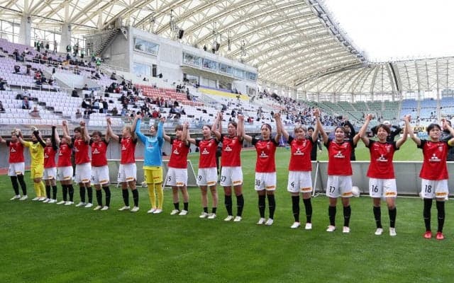 清家貴子が10試合連続得点の浦和、リーグ記録タイの9連勝で首位堅持！C大阪vs東京NBにはWE歴代2位の6651人が来場【WEリーグ】