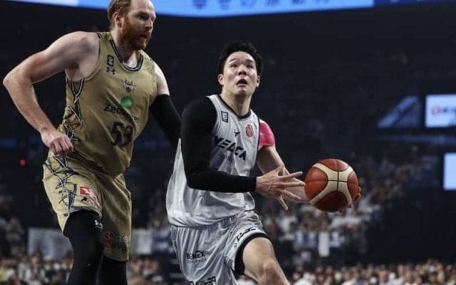 長崎ヴェルカが西地区首位・琉球を敵地で撃破…馬場雄大とマット・ボンズが躍動